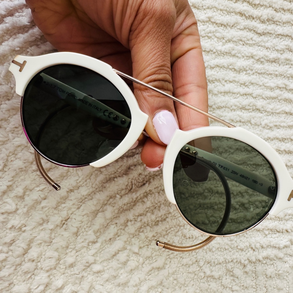 Authentic Tom Ford Unisex Round White Frame Sunglasses with Gold Accents - Picture 7 of 11